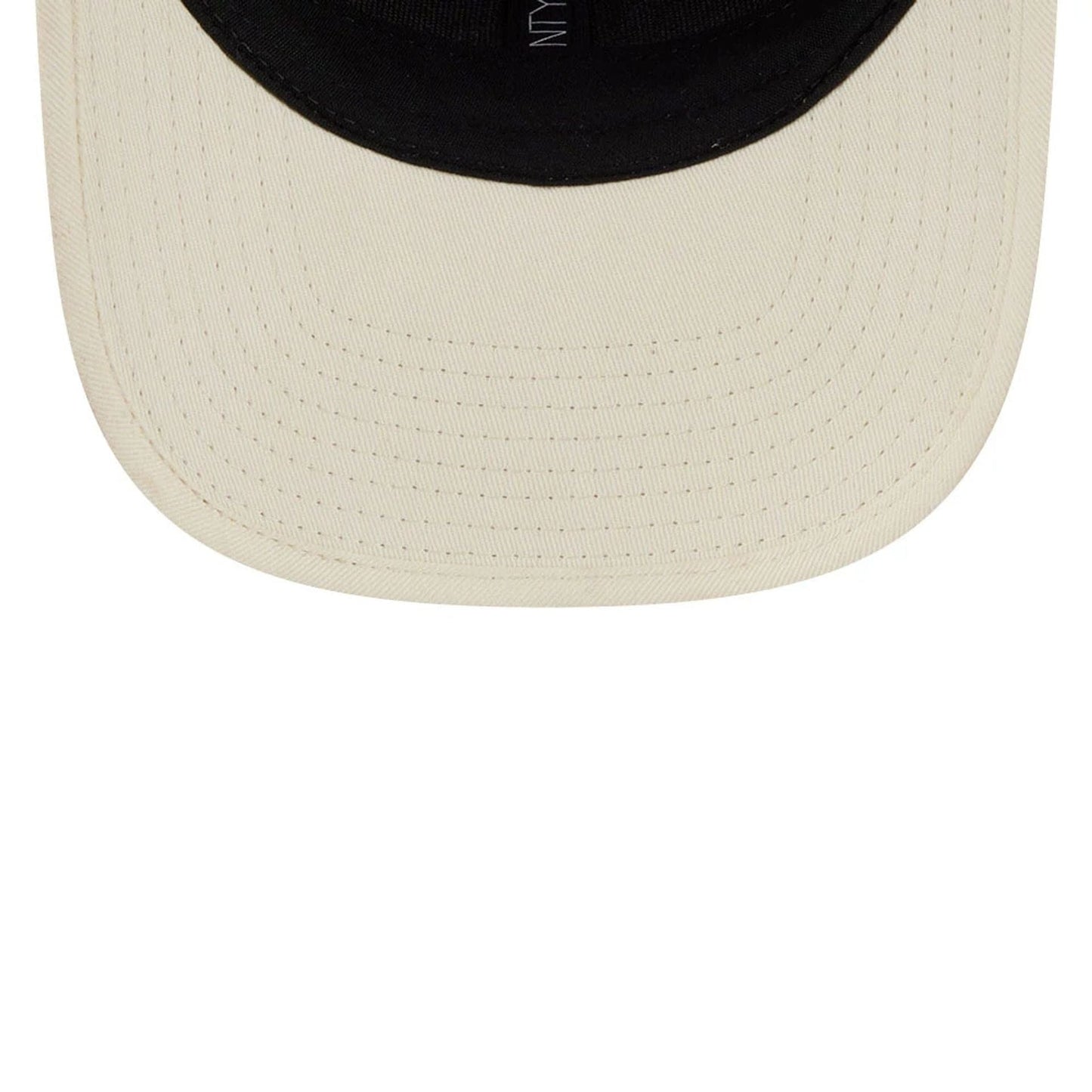 Pictured is this MLB Wicker LA Dodgers 9SEVENTY Stretch Snap cap in Cream. 2