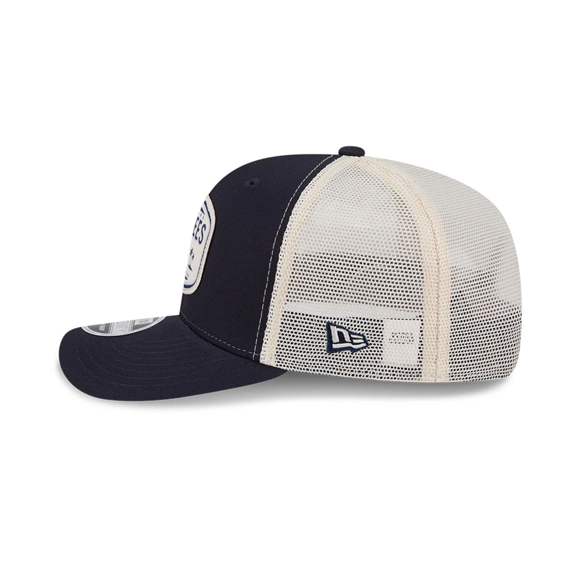 Pictured is this MLB Patch New York Yankees 9SEVENTY Stretch Snap cap in navy. 5