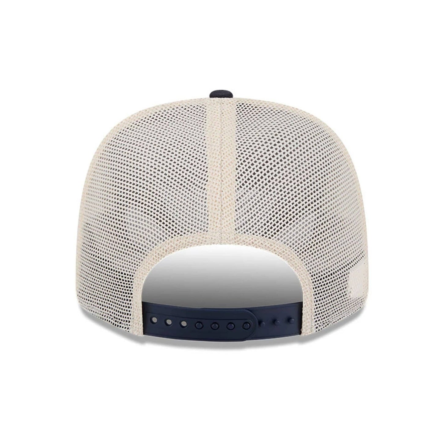 Pictured is this MLB Patch New York Yankees 9SEVENTY Stretch Snap cap in navy. 7