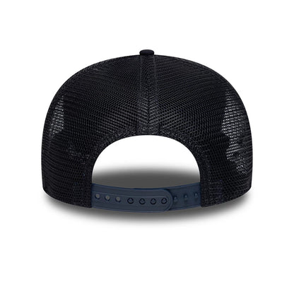 Pictured is this MLB Circles Atlanta Braves 9SEVENTY Stretch Snap cap in navy. 7