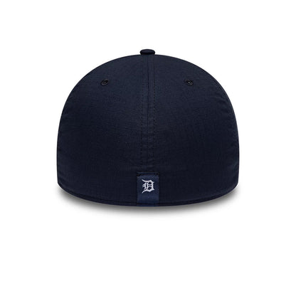 Pictured is this MLB Ripstop Detroit Tigers 39THIRTY Stretch Fit cap in navy. 5