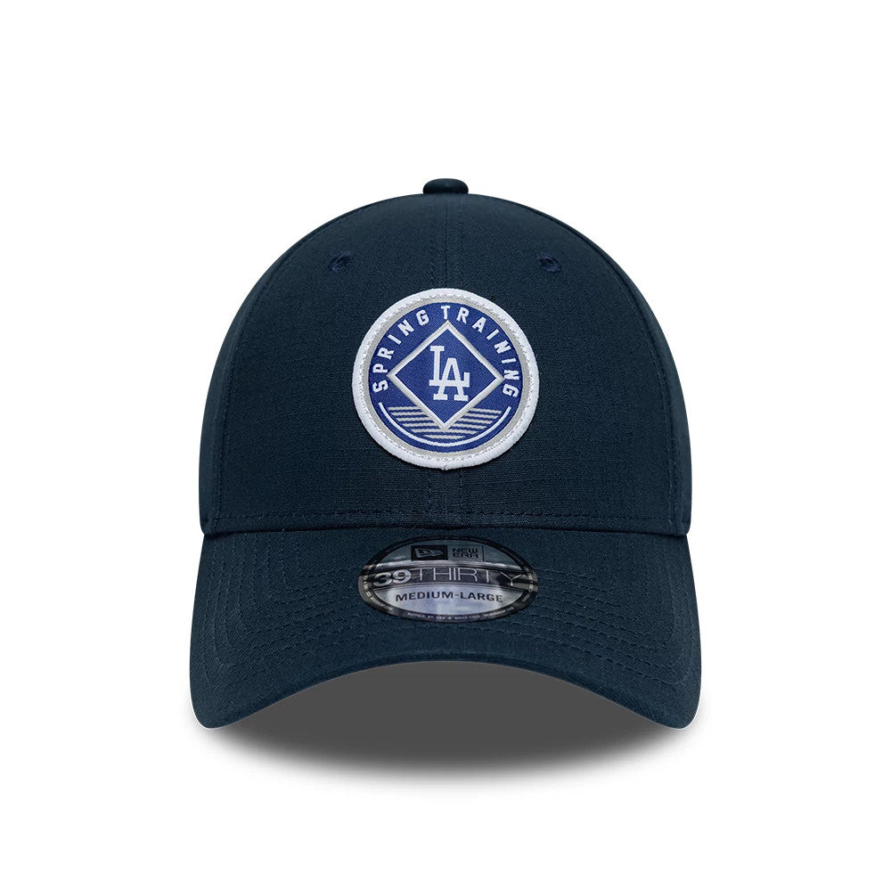 Pictured is this MLB Ripstop LA Dodgers 39THIRTY Stretch Fit cap in dark blue. 3