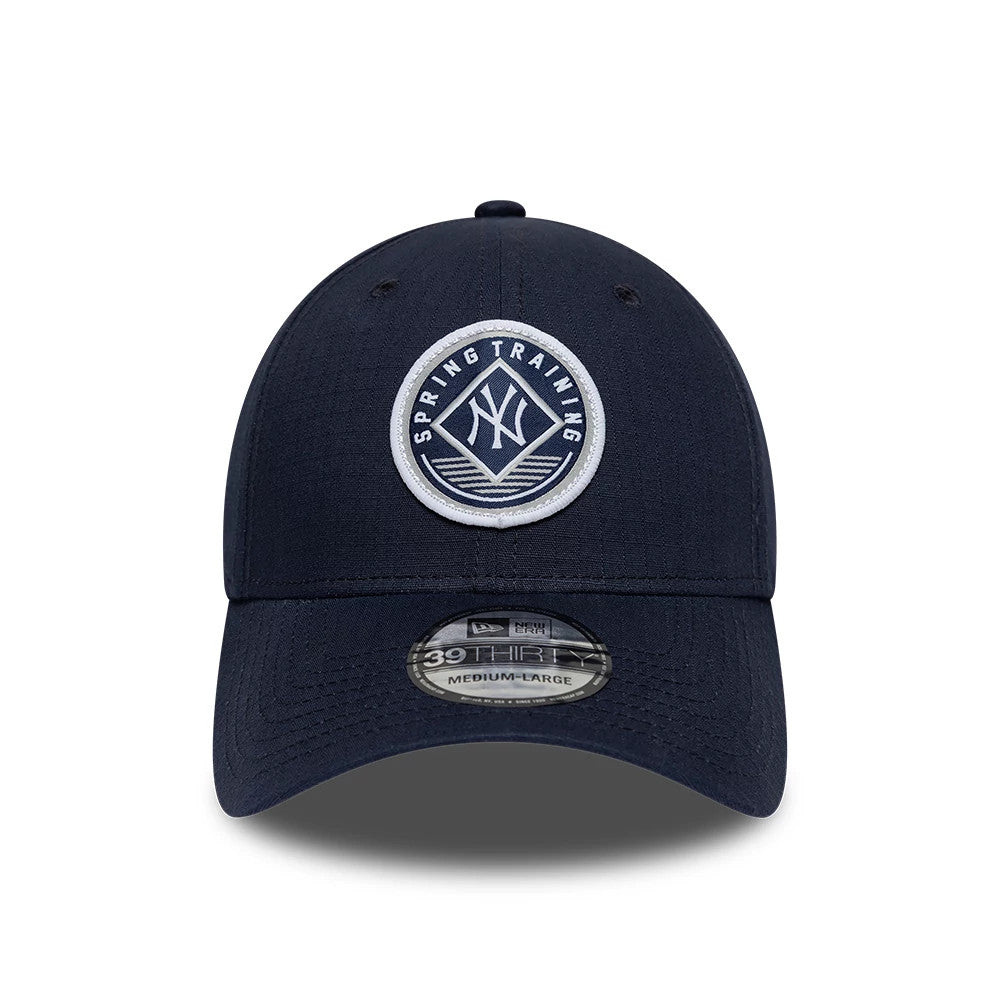 Pictured is this MLB Ripstop New York Yankees 39THIRTY Stretch Fit cap in navy. 3