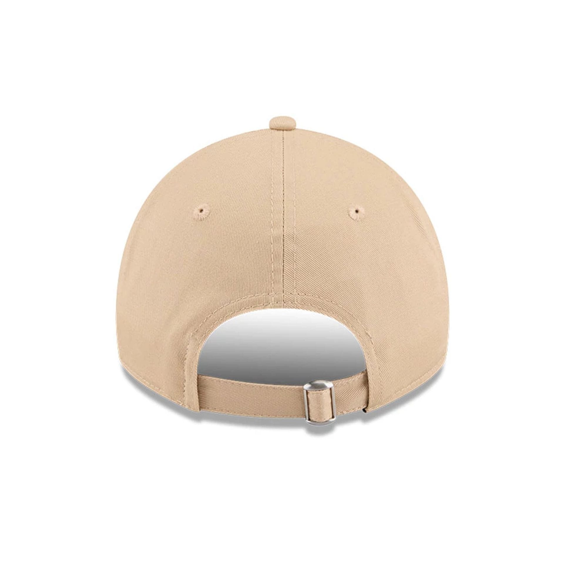 Pictured is this MLB Colours Atlanta Braves 9TWENTY cap in light beige. 6