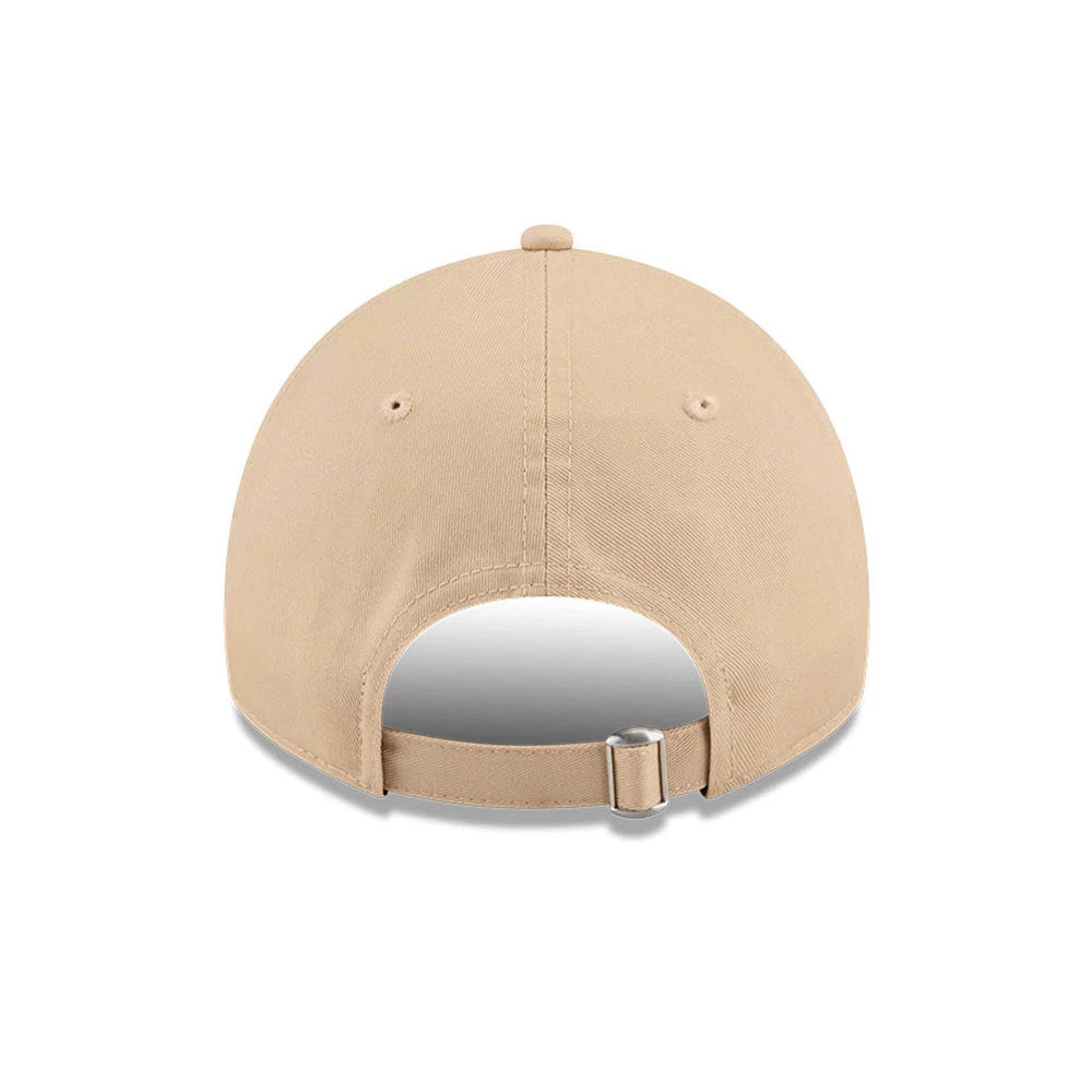 Pictured is this MLB Colours New York Yankees 9TWENTY cap in light beige. 6