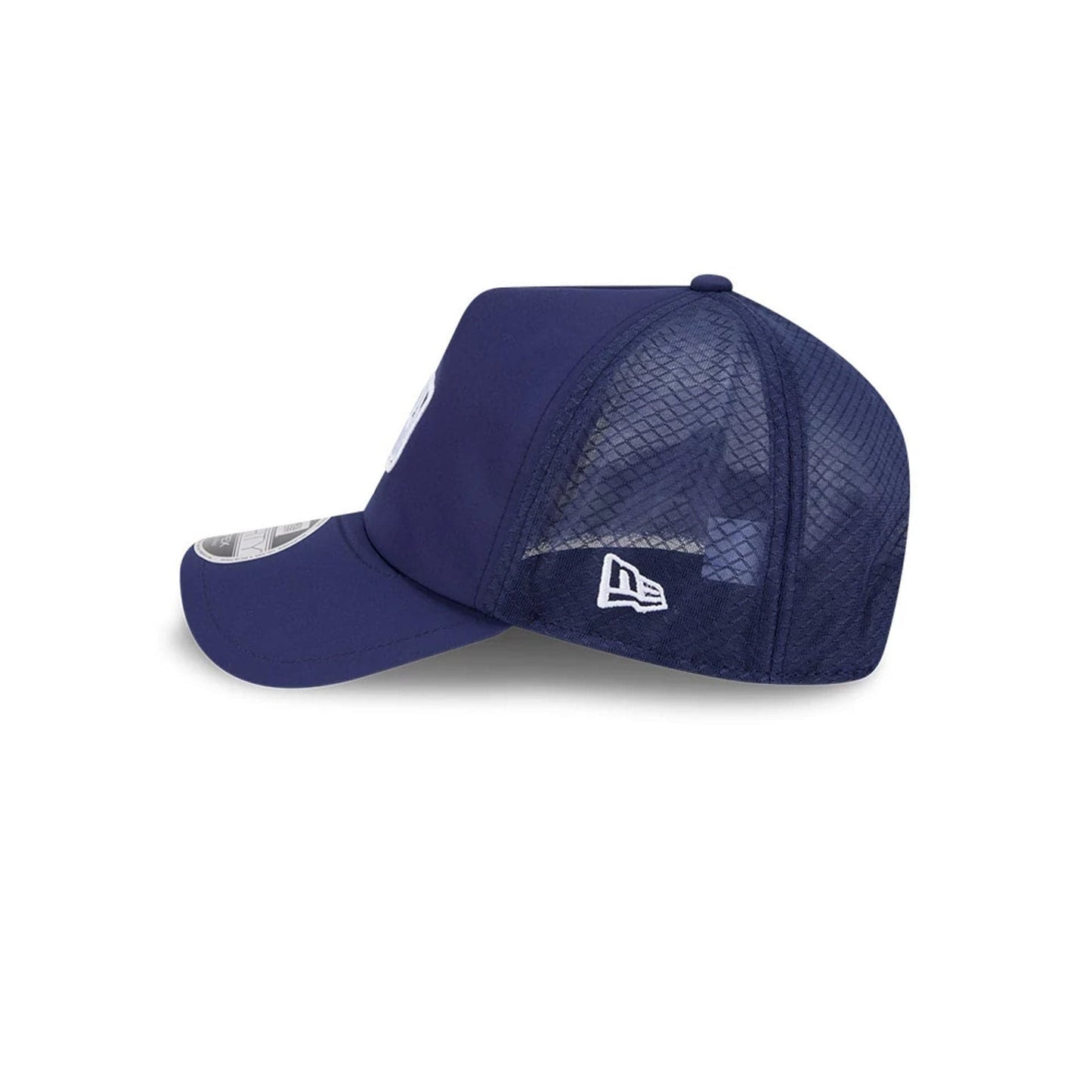 Pictured is this MLB Batting Practice 2026 MLB Logo 9FORTY Apex cap in navy. 5