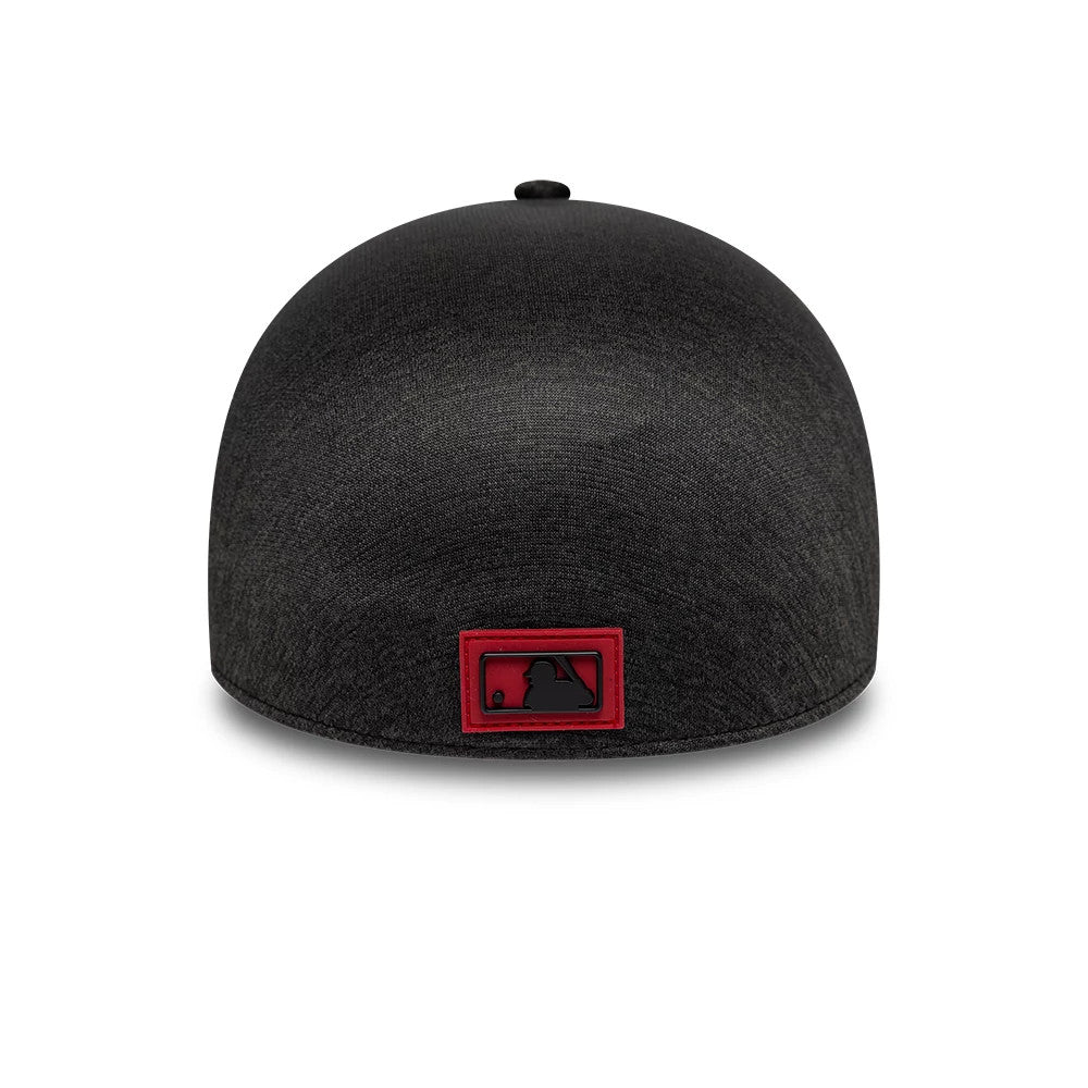 Pictured is this MLB Clubhouse Arizona Diamondbacks 39THIRTY Infinity Stretch Fit cap in black. 4