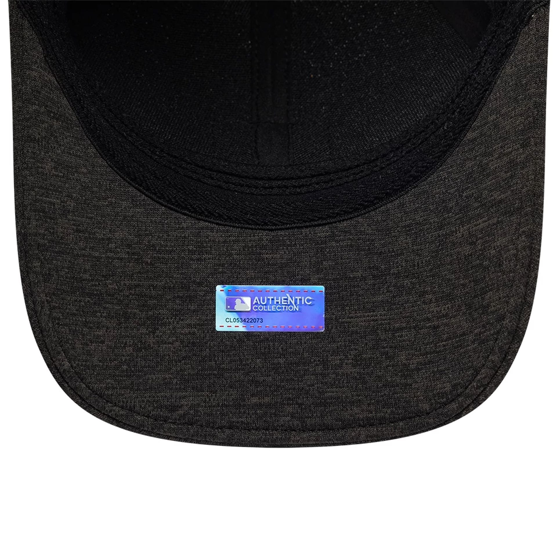 Pictured is this MLB Clubhouse Chicago White Sox 39THIRTY Infinity Stretch Fit cap in black. 7