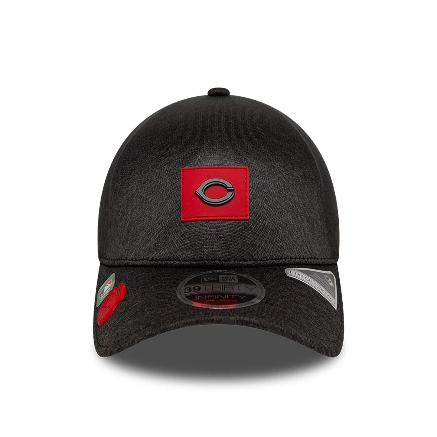 Pictured is this MLB Clubhouse Cincinnati Reds 39THIRTY Infinity Stretch Fit cap in red. 2