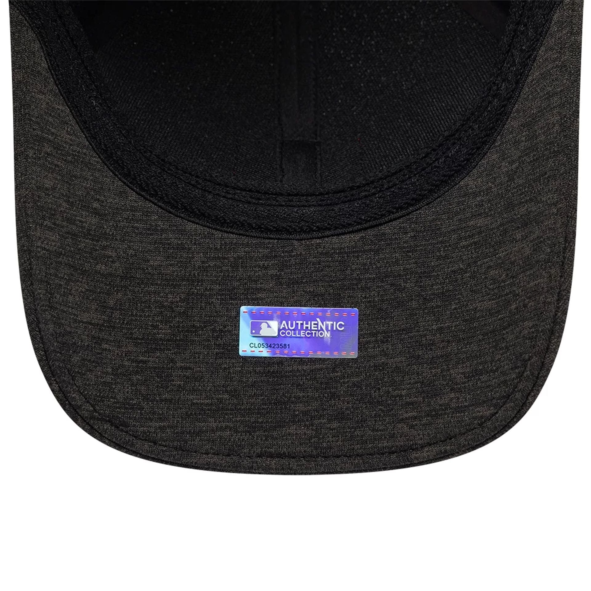 Pictured is this MLB Clubhouse Cincinnati Reds 39THIRTY Infinity Stretch Fit cap in red. 7