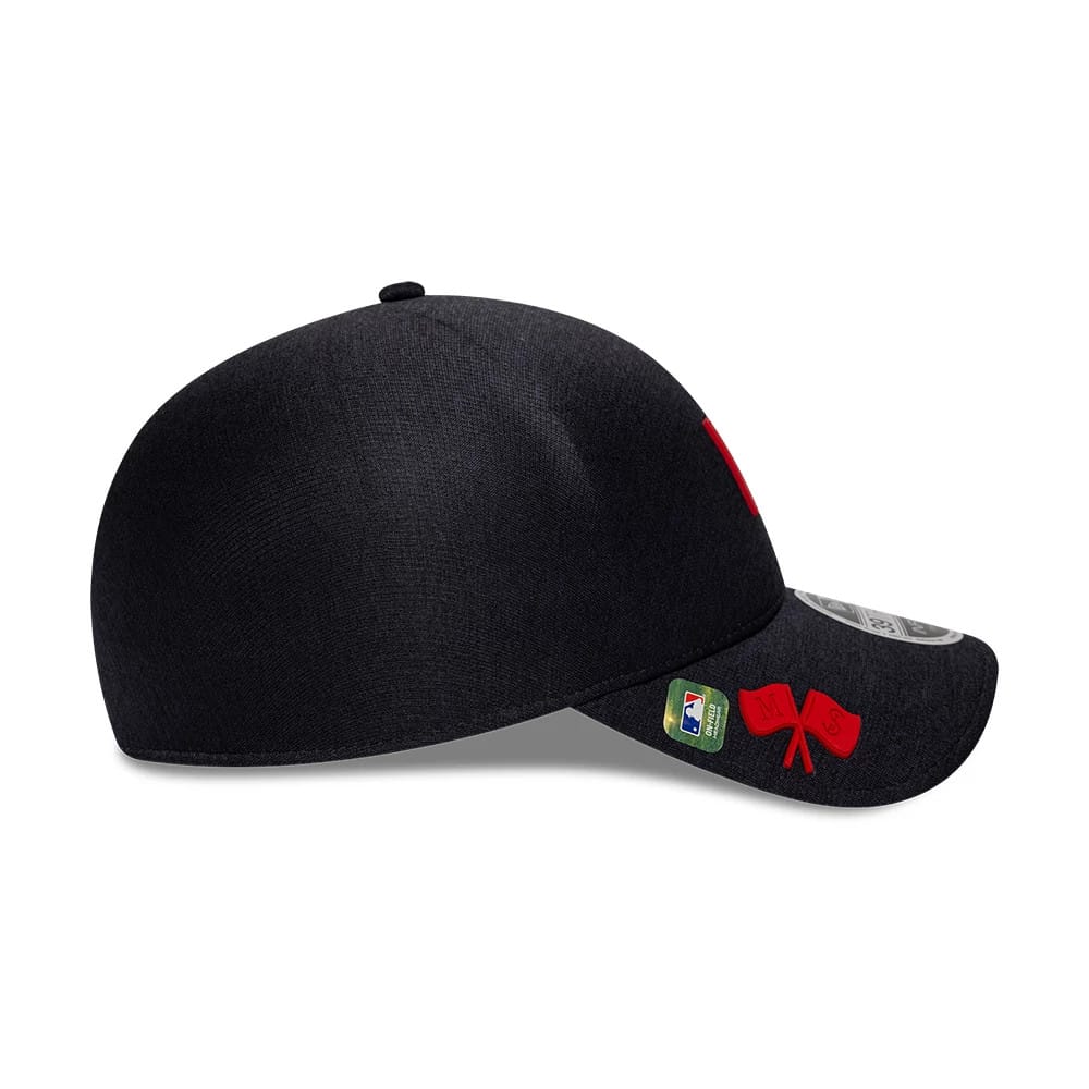 Pictured is this MLB Clubhouse Minnesota Twins 39THIRTY Infinity Stretch Fit cap in navy. 5
