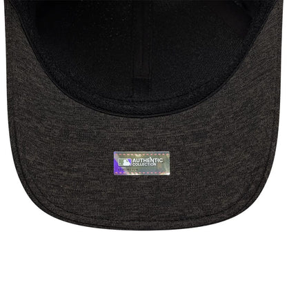 Pictured is this MLB Clubhouse Miami Marlins 39THIRTY Infinity Stretch Fit cap in black. 7