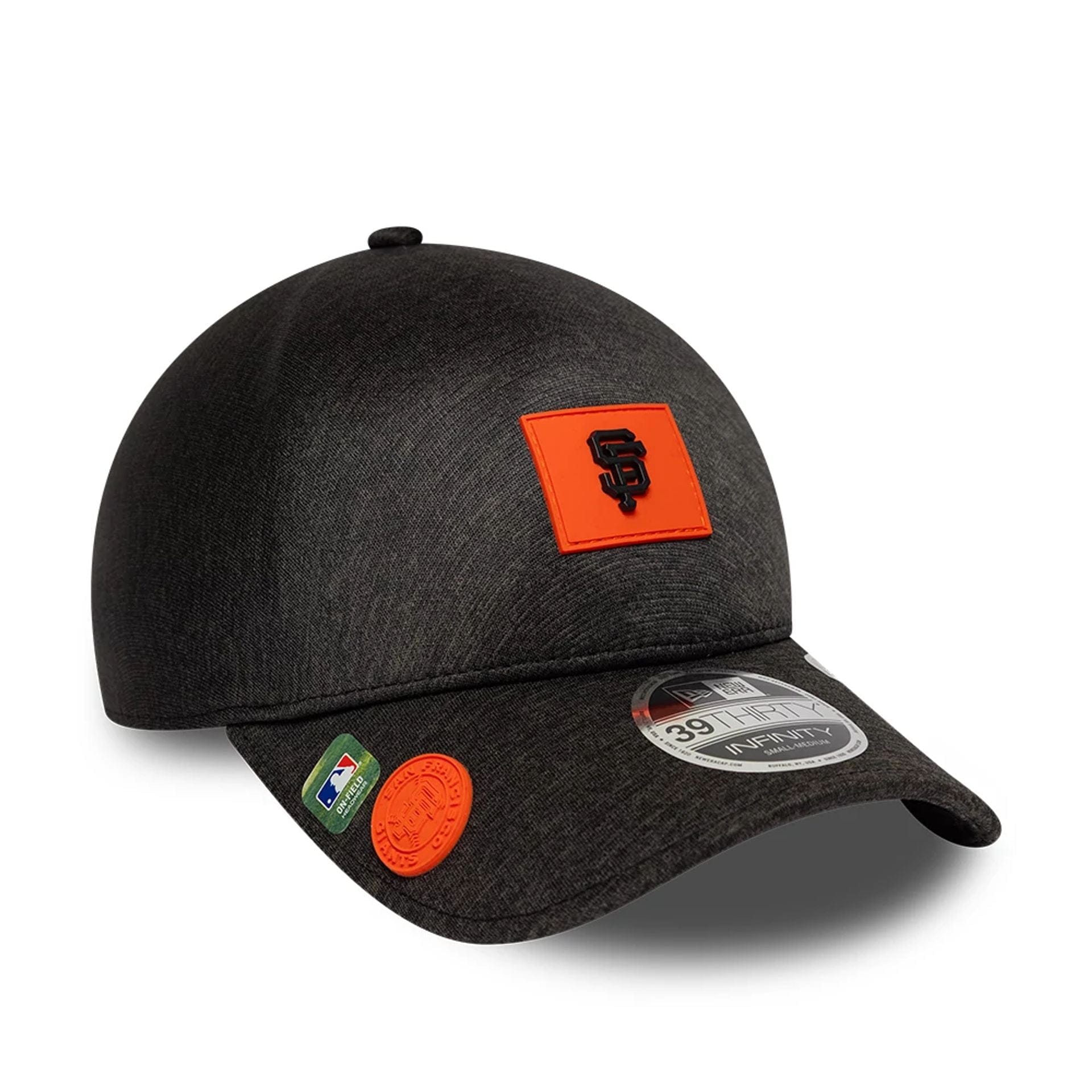 Pictured is this MLB Clubhouse San Francisco Giants 39THIRTY Infinity Stretch Fit cap in black. 3