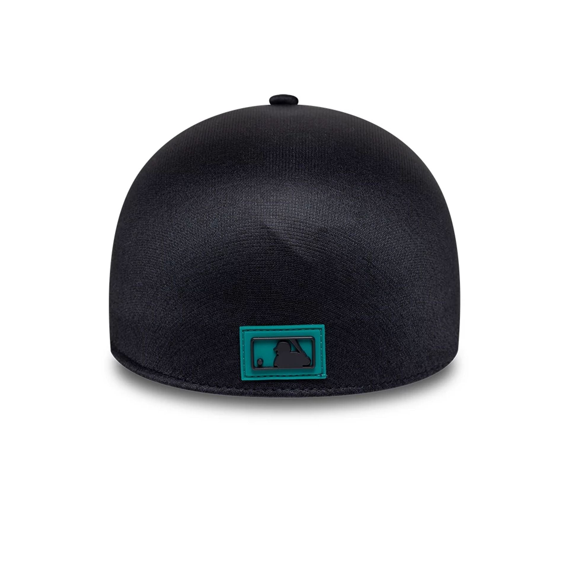 Pictured is this MLB Clubhouse Seattle Mariners 39THIRTY Infinity Stretch Fit cap in navy. 4