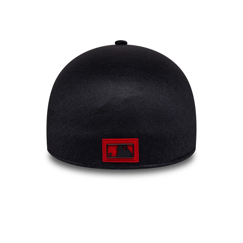 Pictured is this MLB Clubhouse St. Louis Cardinals 39THIRTY Infinity Stretch Fit cap in black. 4