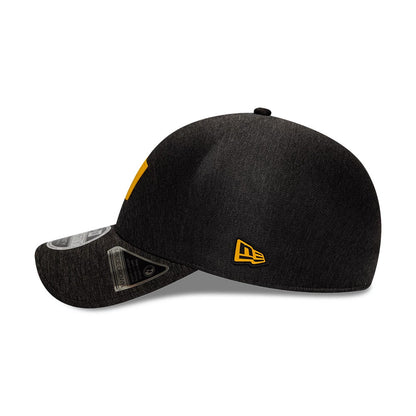 Pittsburgh Pirates MLB Clubhouse Black New Era 39THIRTY Infinity Stretch Fit Cap, side view showing the gold New Era flag logo on the left side of the structured black crown with stickers on the curved visor.