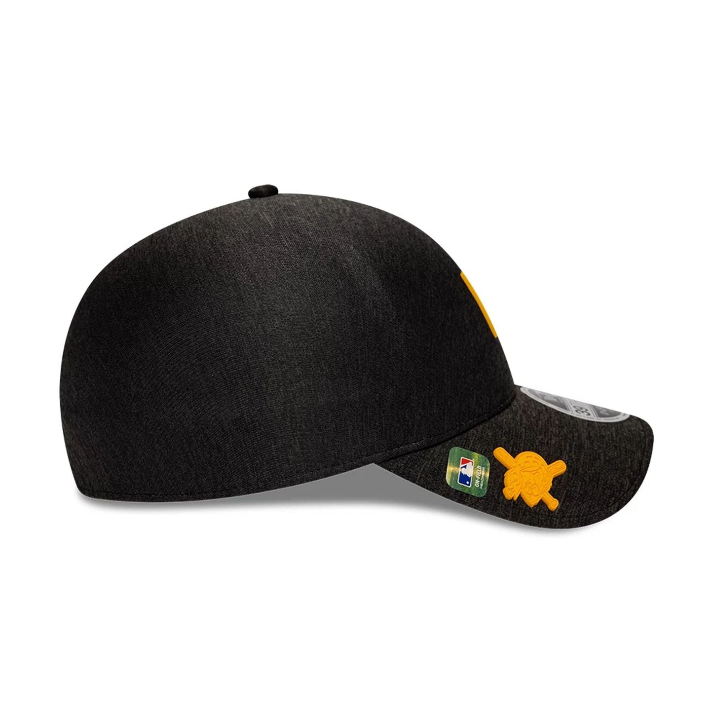 Pictured is this MLB Clubhouse Pittsburgh Pirates 39THIRTY Infinity Stretch Fit cap in black. 5