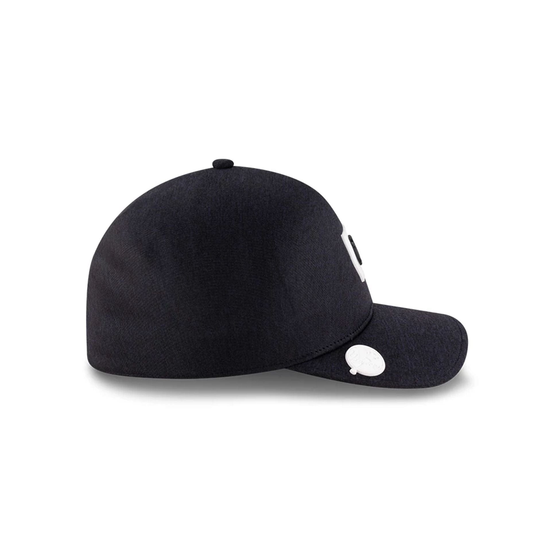 Pictured is this MLB Clubhouse New York Yankees 39THIRTY Infinity Stretch Fit cap in navy. 6