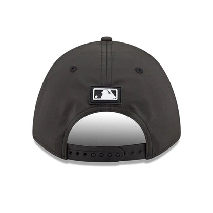 Pictured is this MLB Clubhouse Chicago White Sox 9FORTY M-Crown A-Frame cap in black. 4