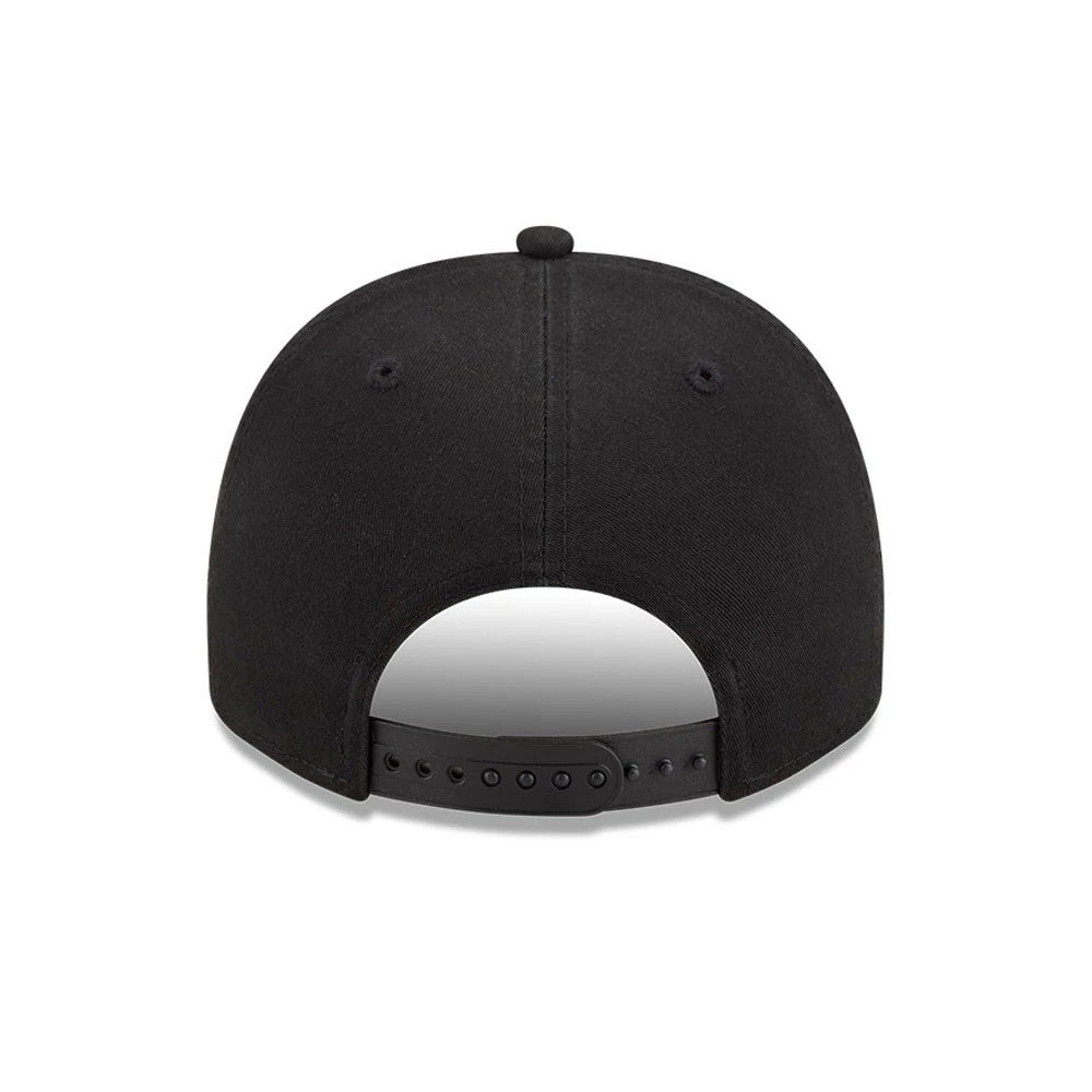 Pictured is this MLB Historic Chicago White Sox 9FIFTY A-Frame Snapback cap in black. 7