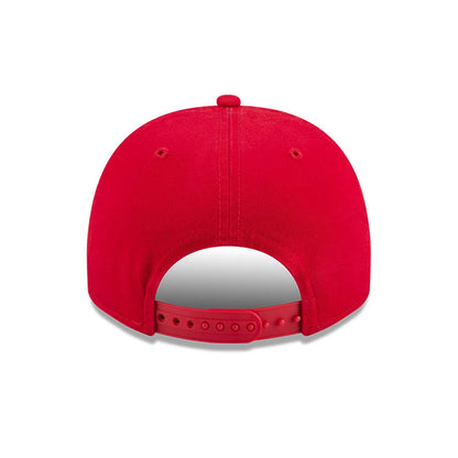 Pictured is this NBA Historic Chicago Bulls 9FIFTY A-Frame Snapback cap in Red. 7