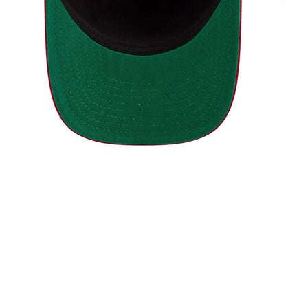 Pictured is this NBA Historic Chicago Bulls 9FIFTY A-Frame Snapback cap in Red. 2
