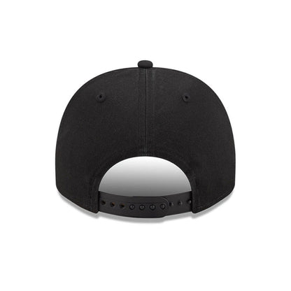 Pictured is this NHL Historic LA Kings 9FIFTY A-Frame Snapback cap in black. 7