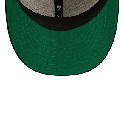 Pictured is this MLB Linen Detroit Tigers Retro Crown 59FIFTY Fitted cap in navy. 2