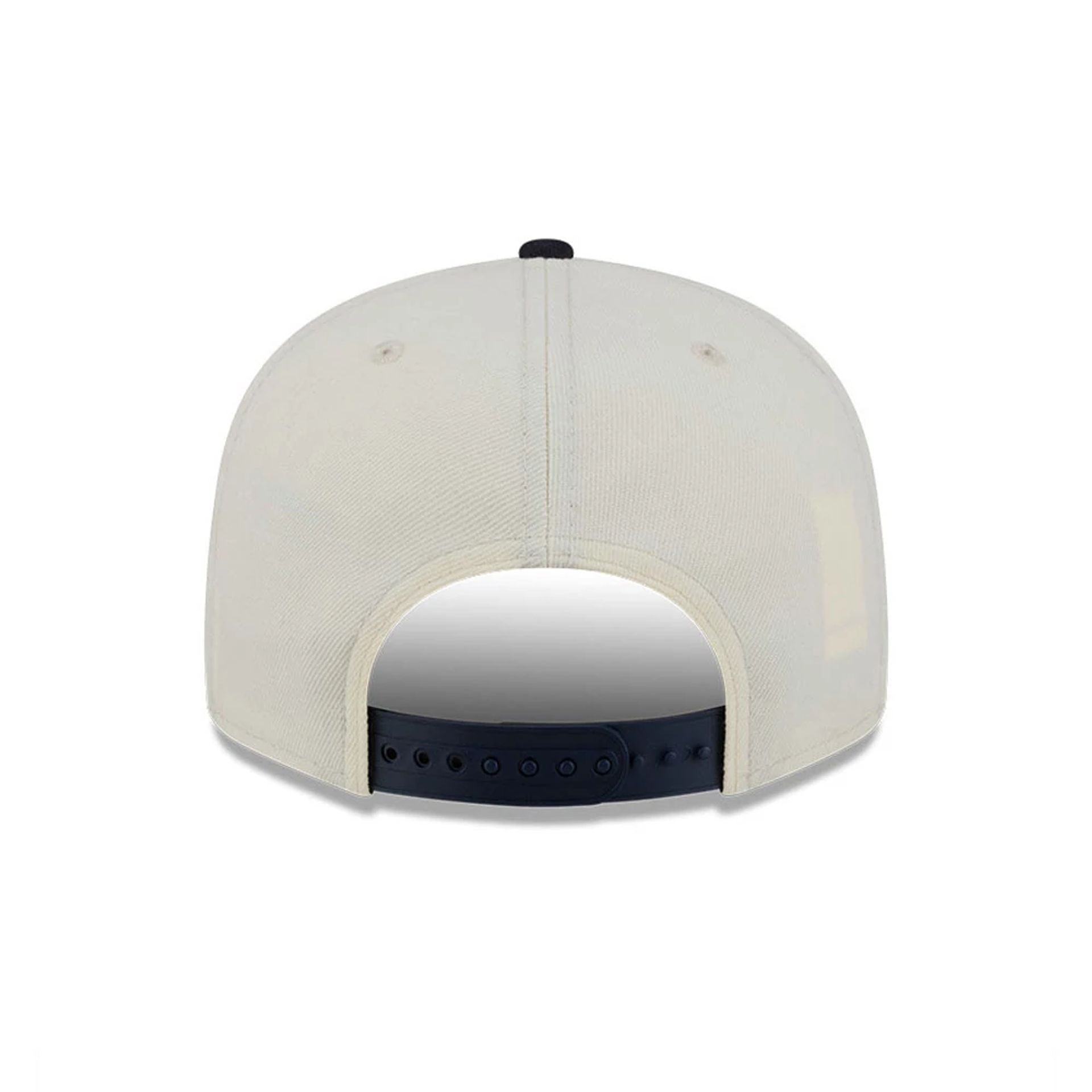 Pictured is this MLB Localized Houston Astros 9FIFTY Snapback cap in white. 7