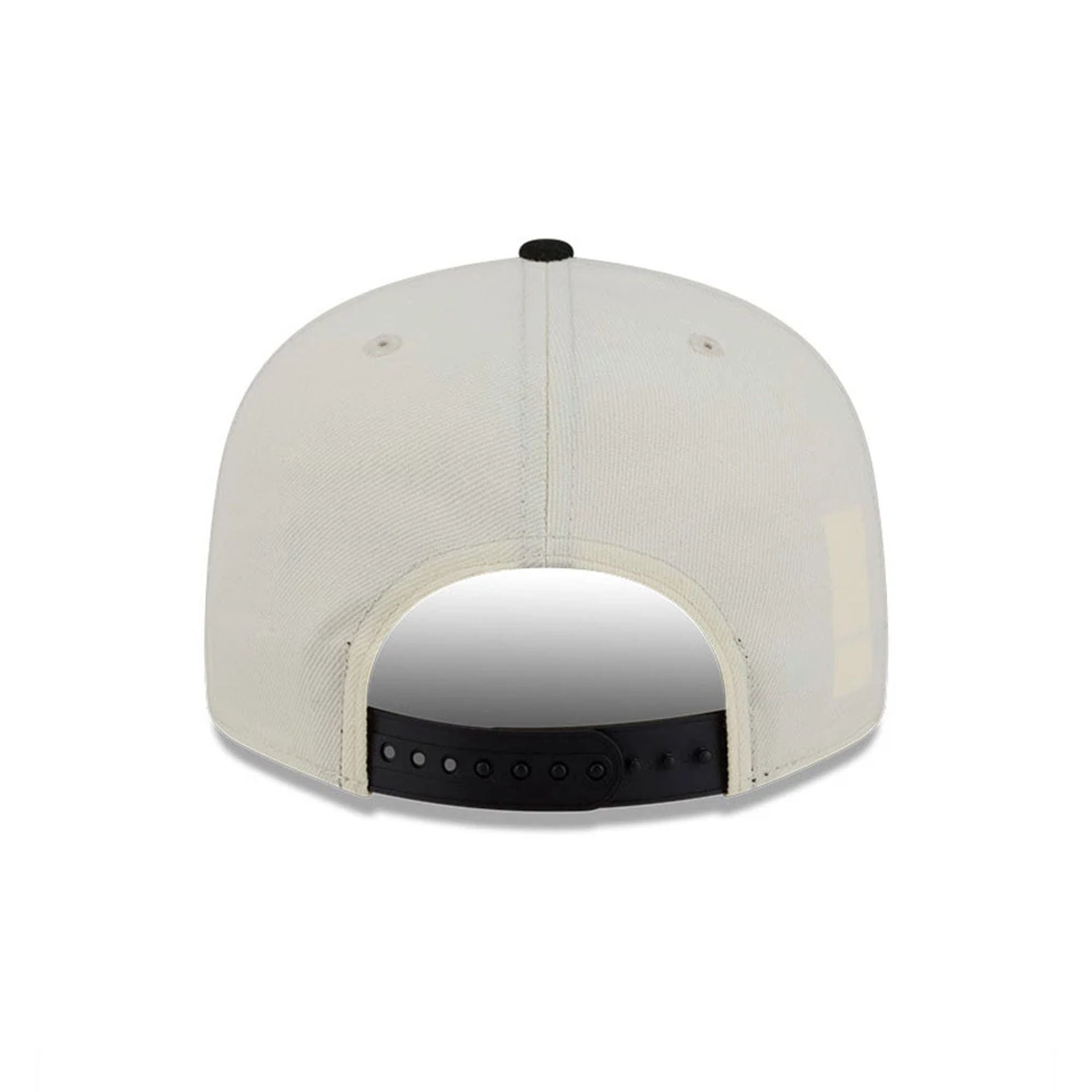 Pictured is this MLB Localized Chicago White Sox 9FIFTY Snapback cap in white. 7