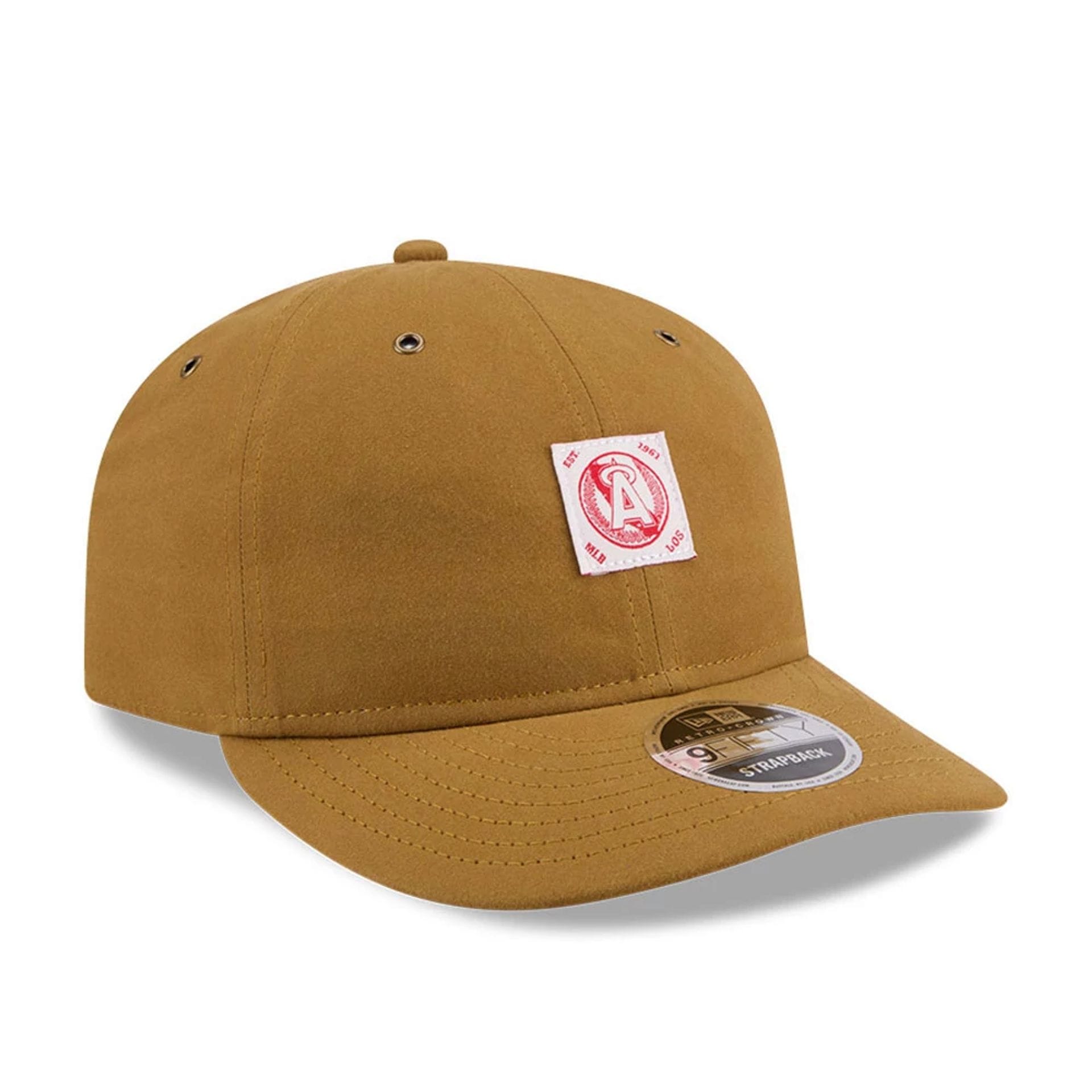 Pictured is this MLB Brushed LA Angels Retro Crown 9FIFTY cap in dark beige. 4