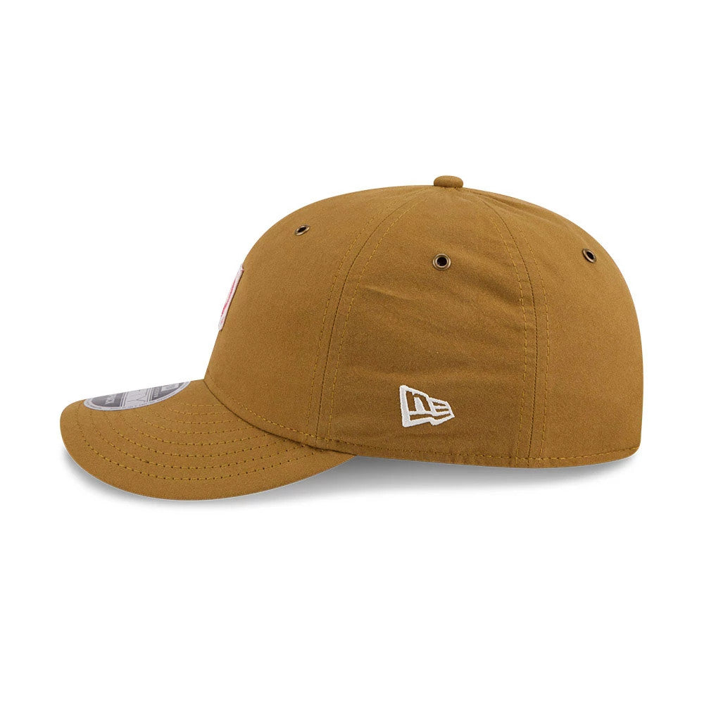 Pictured is this MLB Brushed LA Angels Retro Crown 9FIFTY cap in dark beige. 6