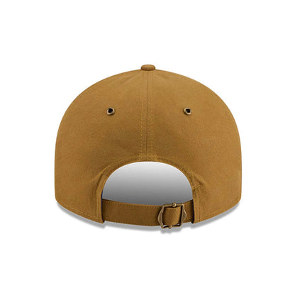 Pictured is this MLB Brushed LA Dodgers Retro Crown 9FIFTY cap in Dark Beige. 7