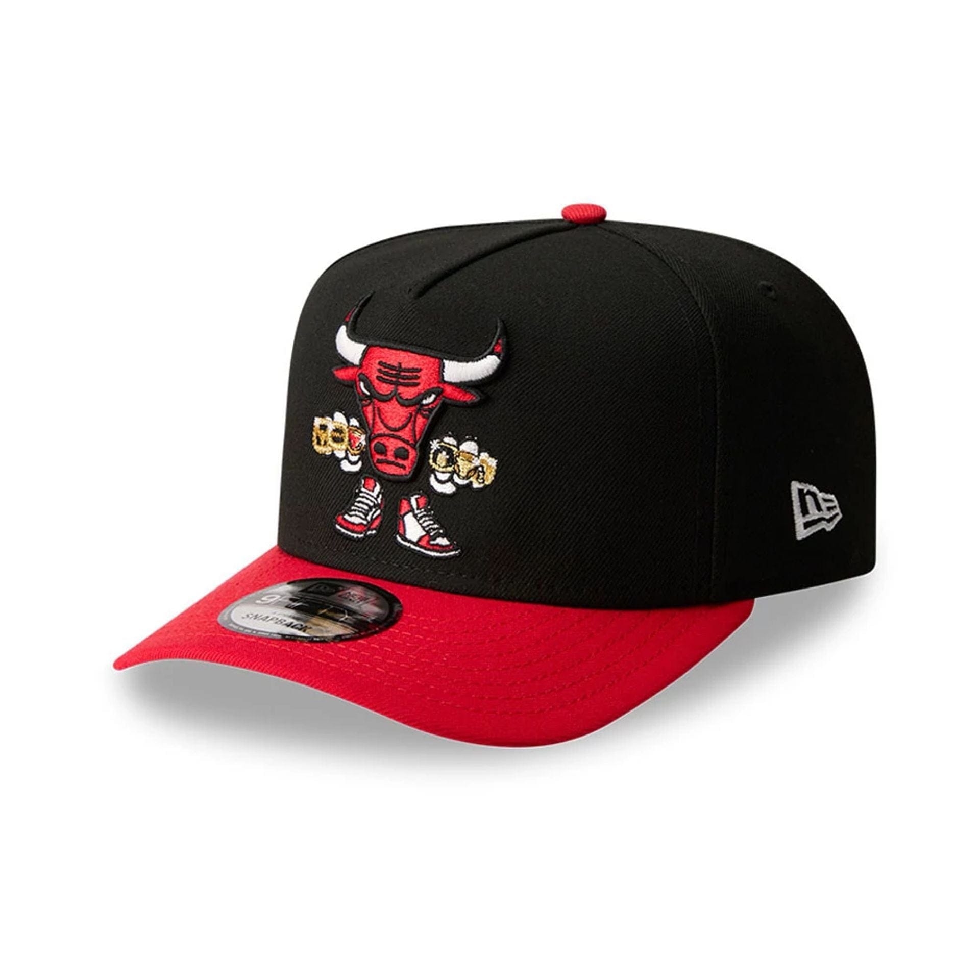 Pictured is this NBA Cartoon Chicago Bulls 9FIFTY A-Frame Snapback cap in black. 1
