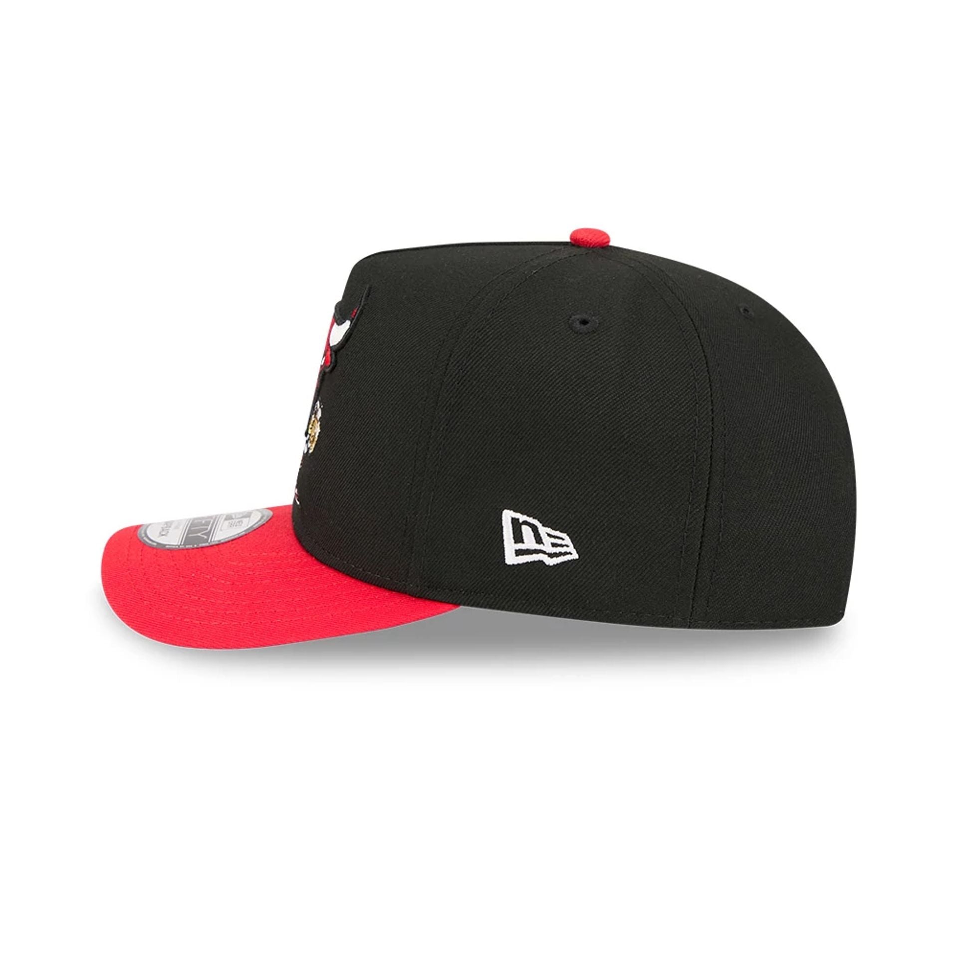 Pictured is this NBA Cartoon Chicago Bulls 9FIFTY A-Frame Snapback cap in black. 6