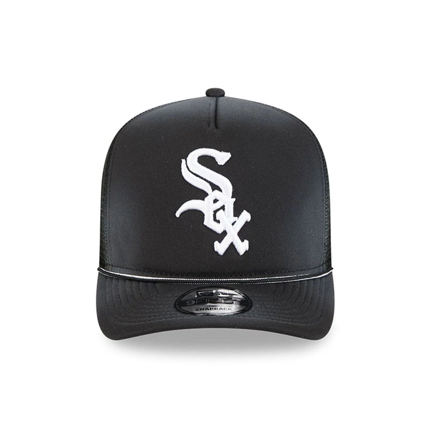Pictured is this MLB Washed Chicago White Sox 9FIFTY A-Frame Trucker cap in black. 3