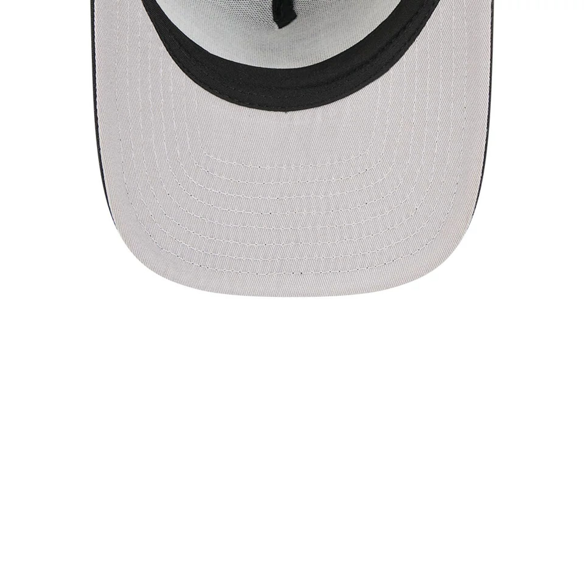 Pictured is this MLB Washed Atlanta Braves 9FIFTY A-Frame Trucker cap in black. 2