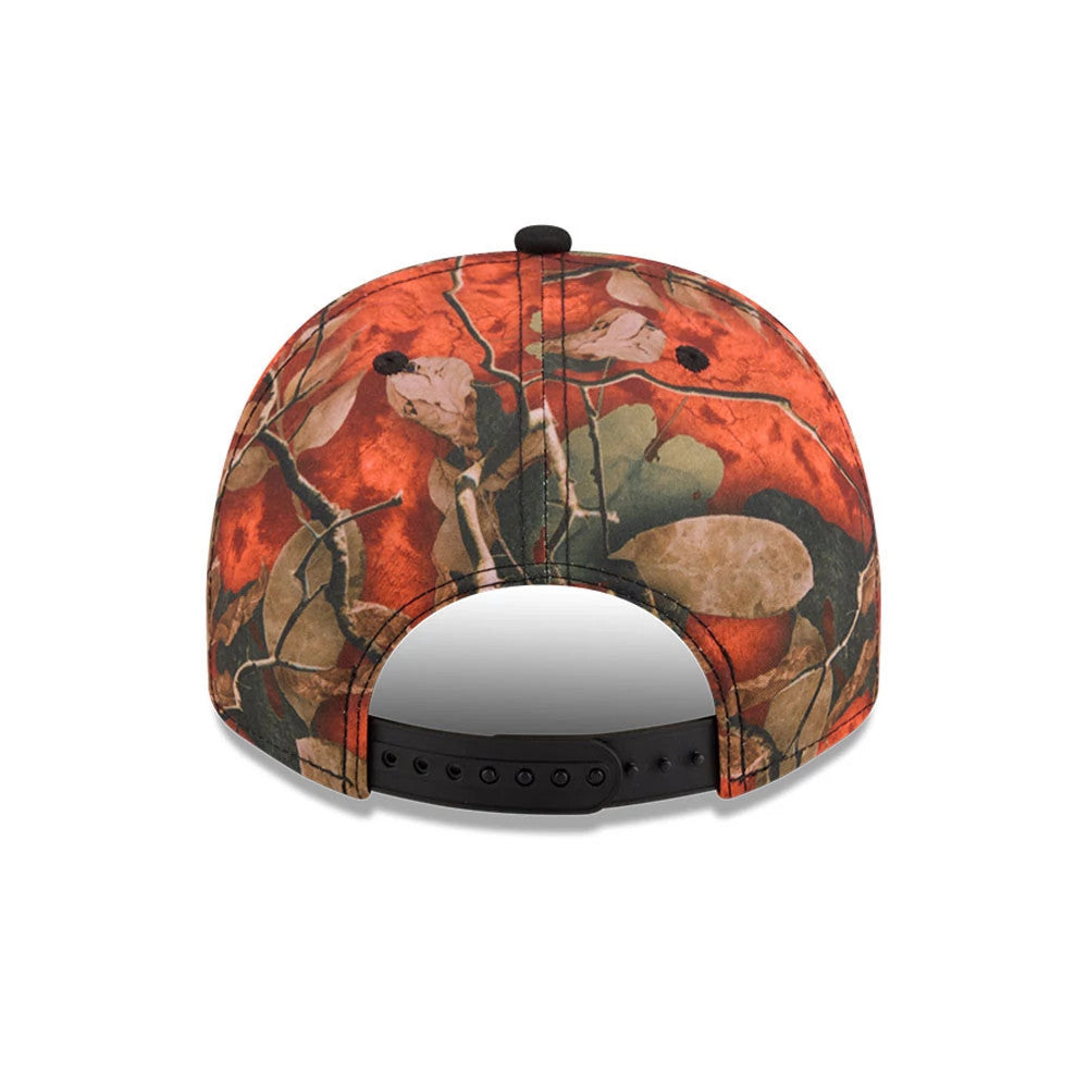 Pictured is this MLB Leaves LA Dodgers 9FIFTY A-Frame Snapback cap in bright orange. 7