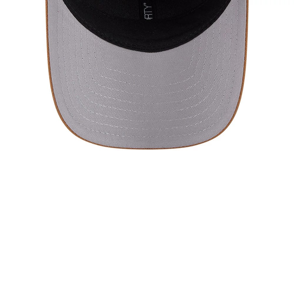 Pictured is this MLB Team Choice Atlanta Braves 9FORTY M-Crown cap in beige. 3