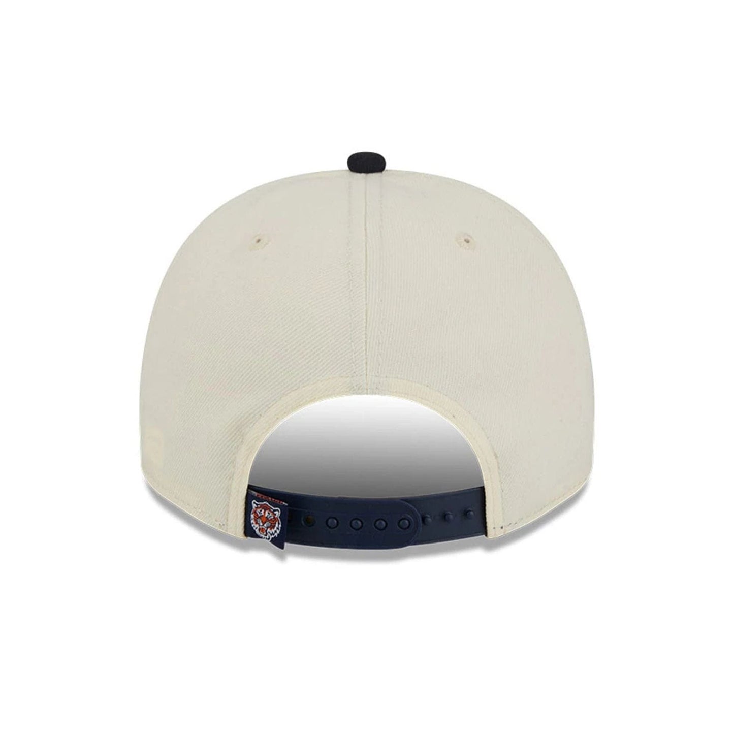Pictured is this MLB Classic Detroit Tigers 9FIFTY A-Frame Snapback cap in White. 7