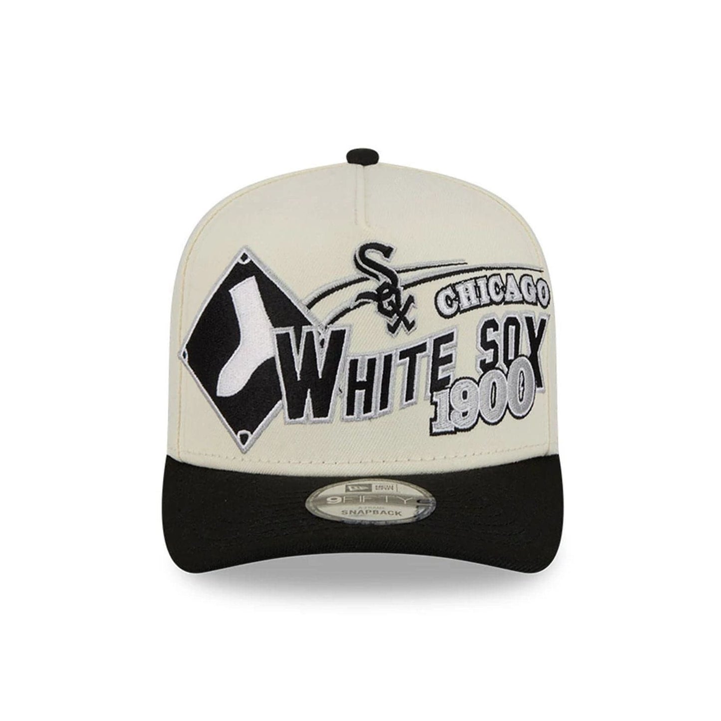 Pictured is this MLB Classic Chicago White Sox 9FIFTY A-Frame Snapback cap in White. 3