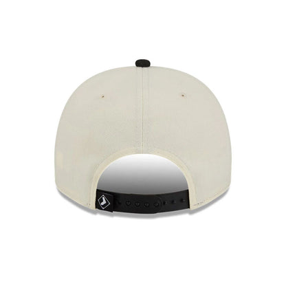 Pictured is this MLB Classic Chicago White Sox 9FIFTY A-Frame Snapback cap in White. 7