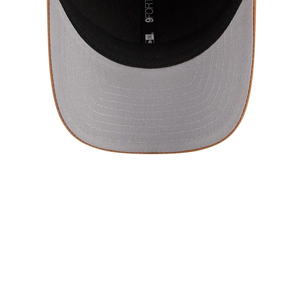 Pictured is this MLB Team Choice New York Yankees 9FORTY M-Crown cap in beige. 3