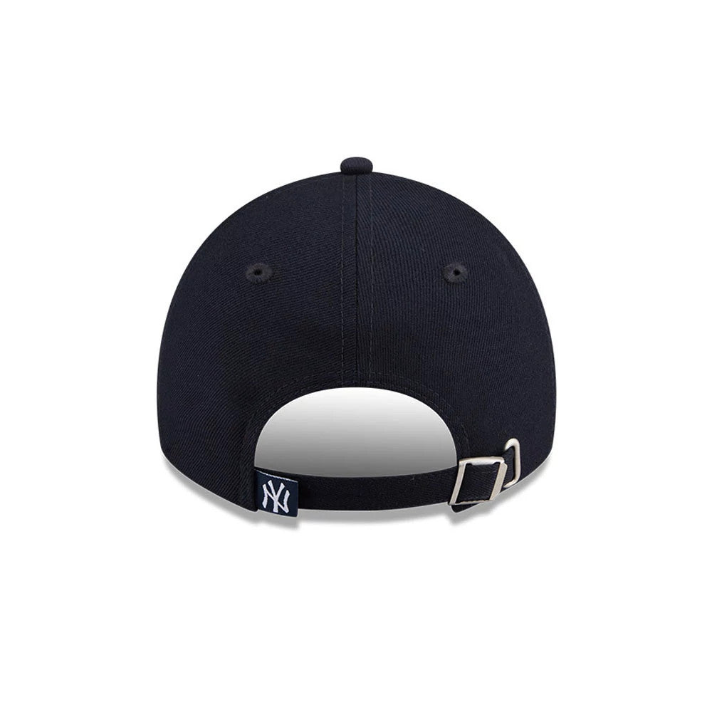Pictured is this MLB Rhinestone New York Yankees Casual Classic cap in navy. 7
