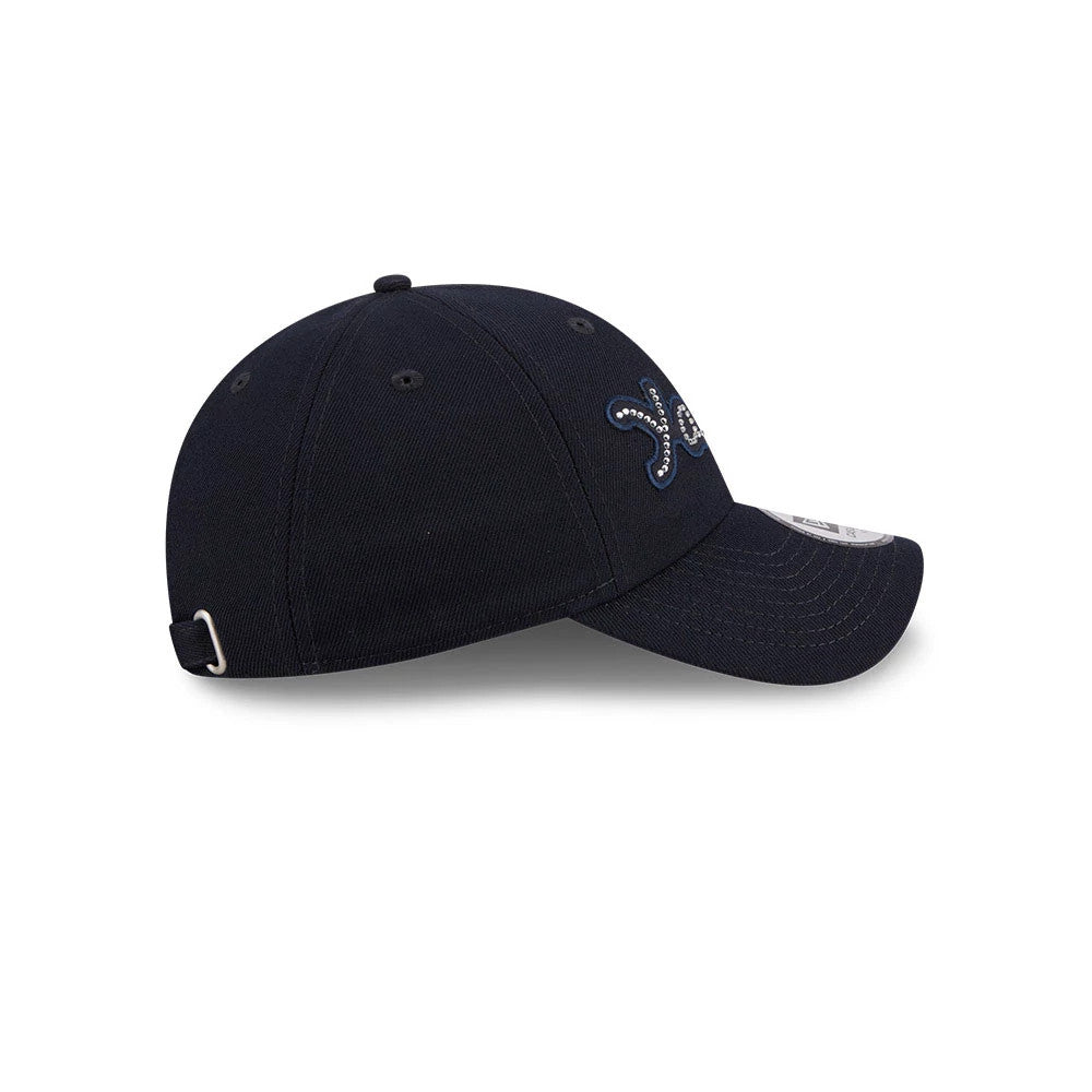 Pictured is this MLB Rhinestone New York Yankees Casual Classic cap in navy. 6