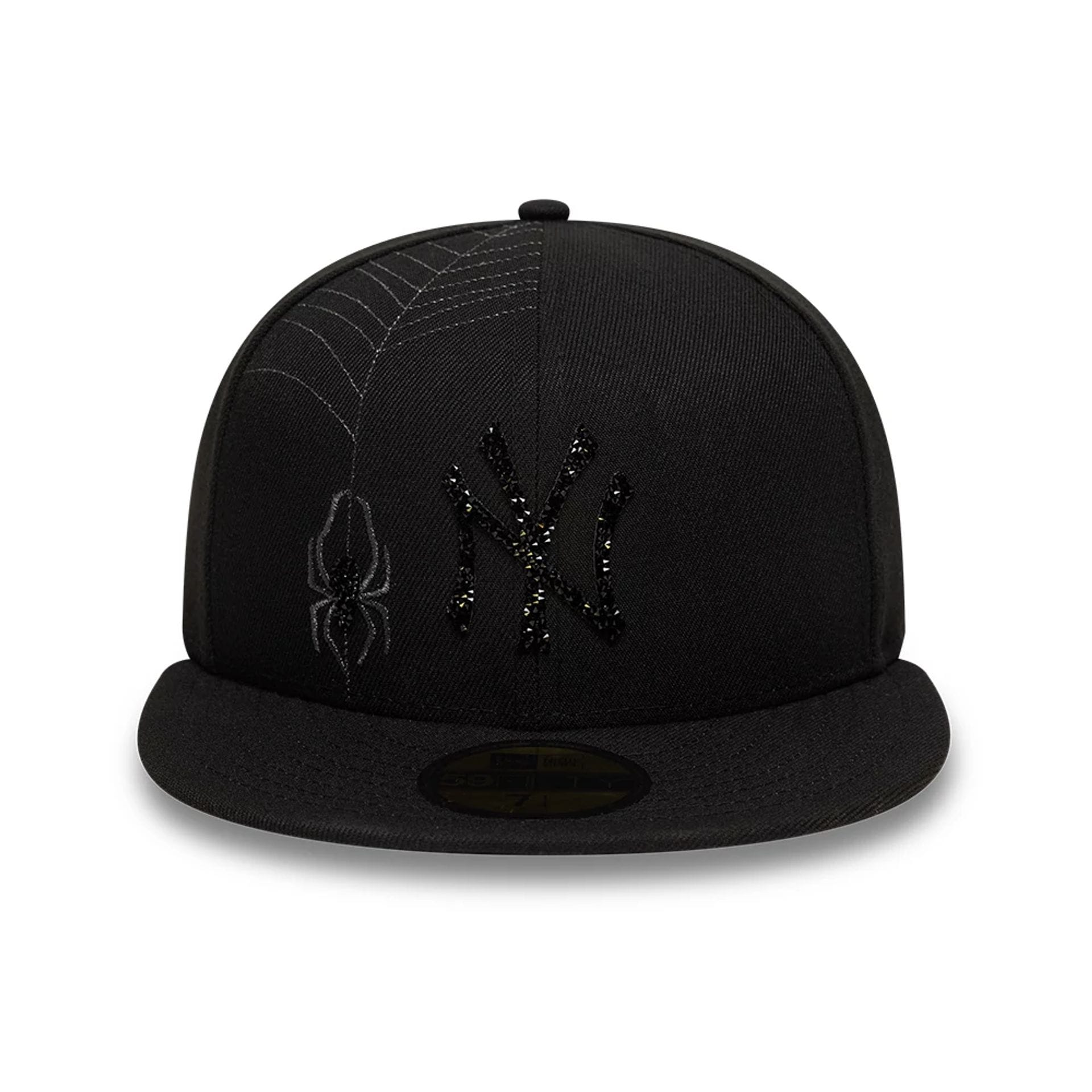 This is a New York Yankees MLB Spider Web Black 59FIFTY Fitted Cap 2