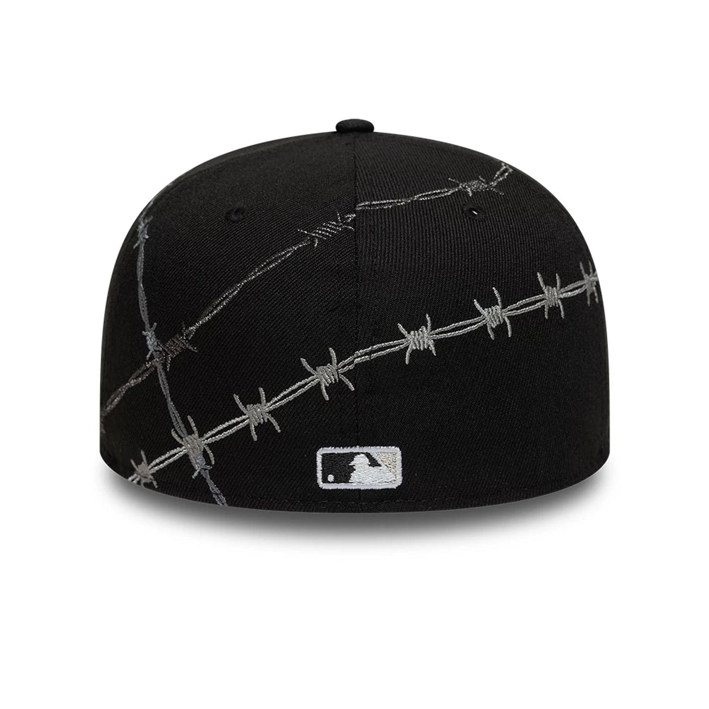 This is a Chicago White Sox MLB Wire Black 59FIFTY Fitted Cap 6