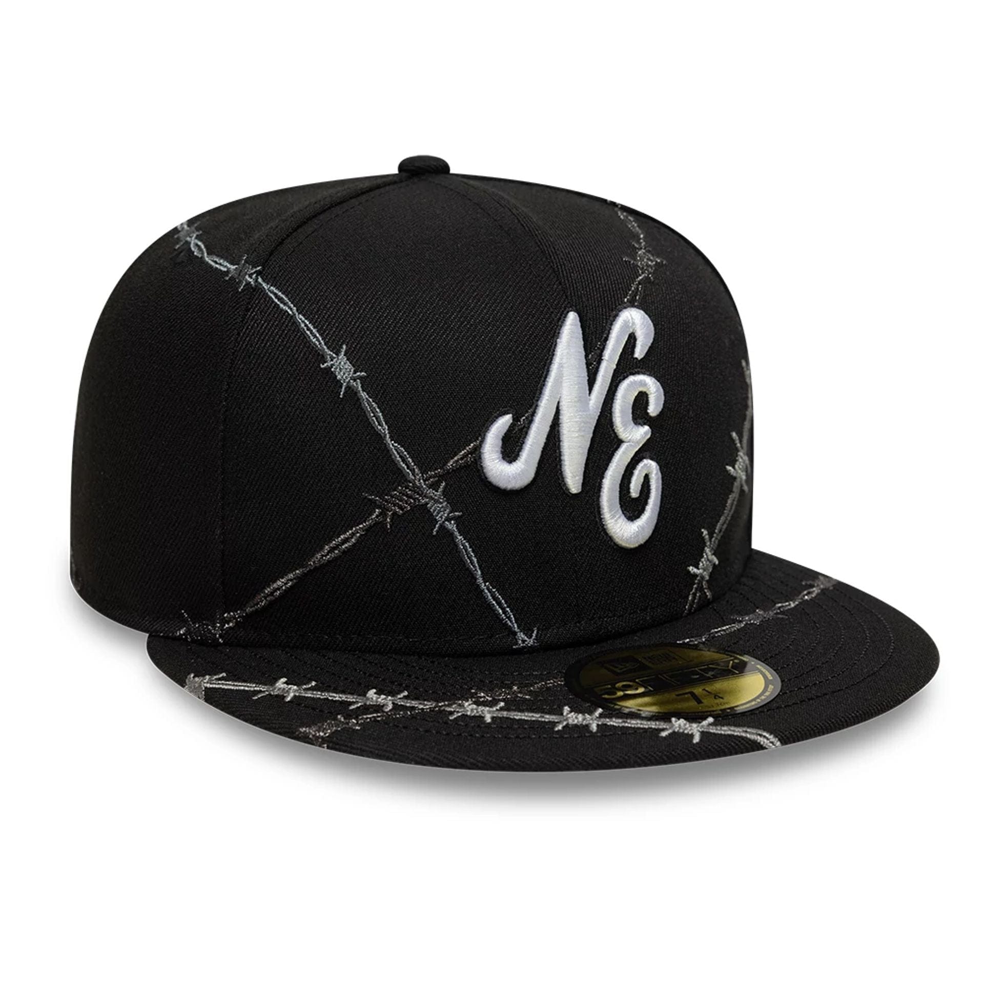 This is a  New Era Wire Black 59FIFTY Fitted Cap 3