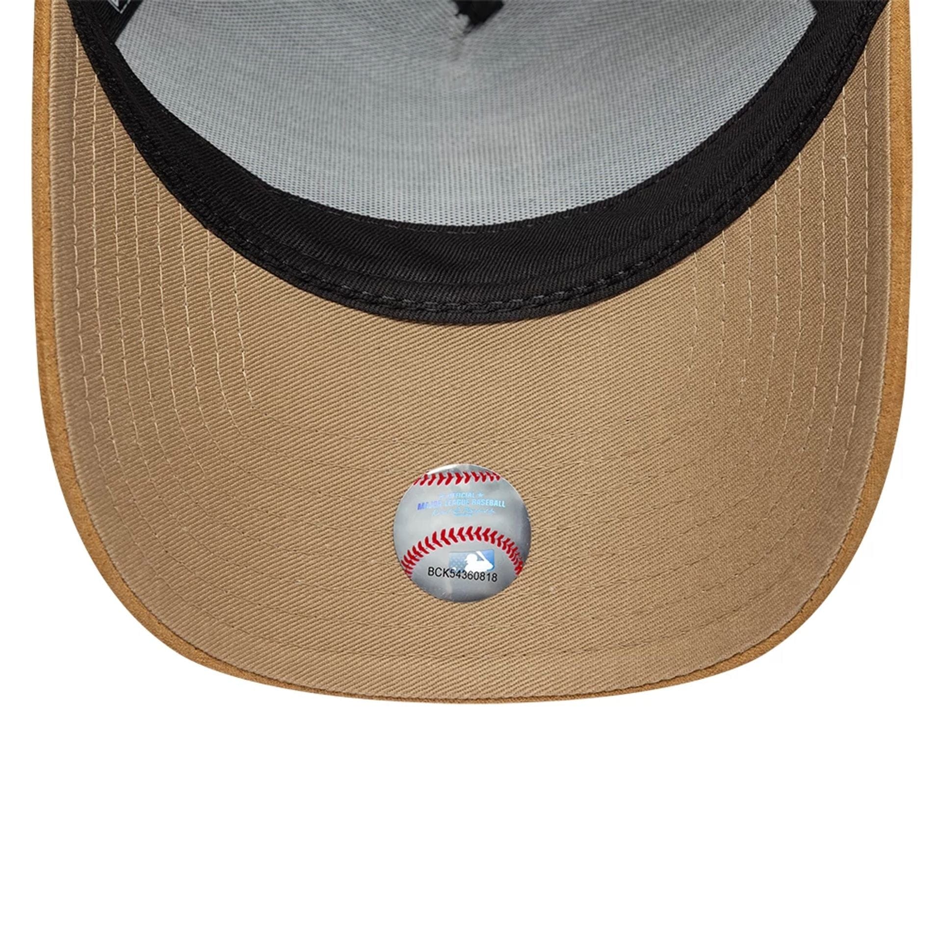 This is a LA Dodgers MLB Suede Visor Black 9FORTY E-Frame Adjustable Cap 6
