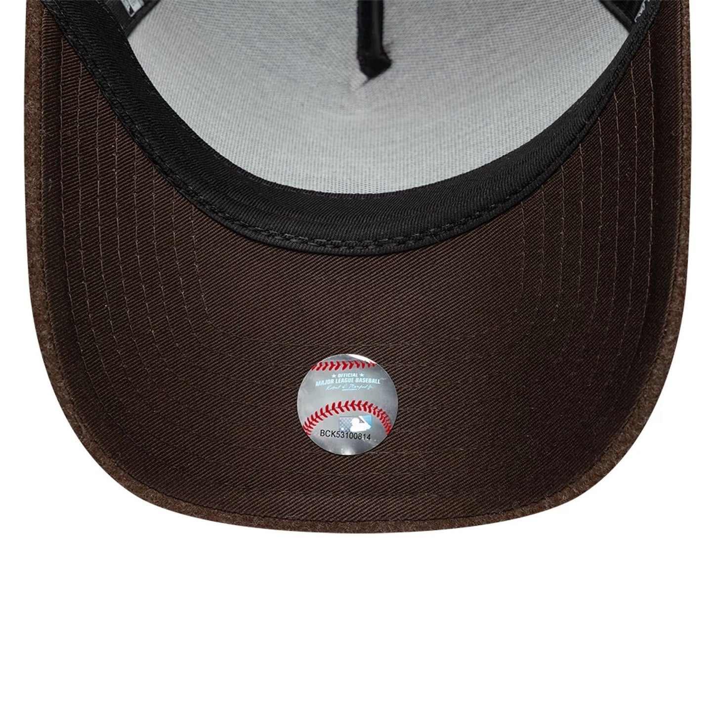 This is a Atlanta Braves MLB Dark Brown 9FORTY E-Frame Adjustable Cap 6